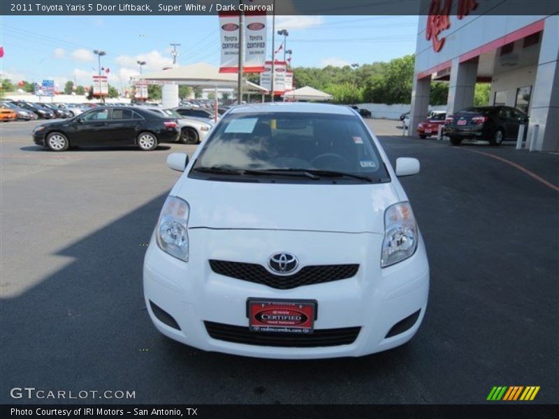 Super White / Dark Charcoal 2011 Toyota Yaris 5 Door Liftback