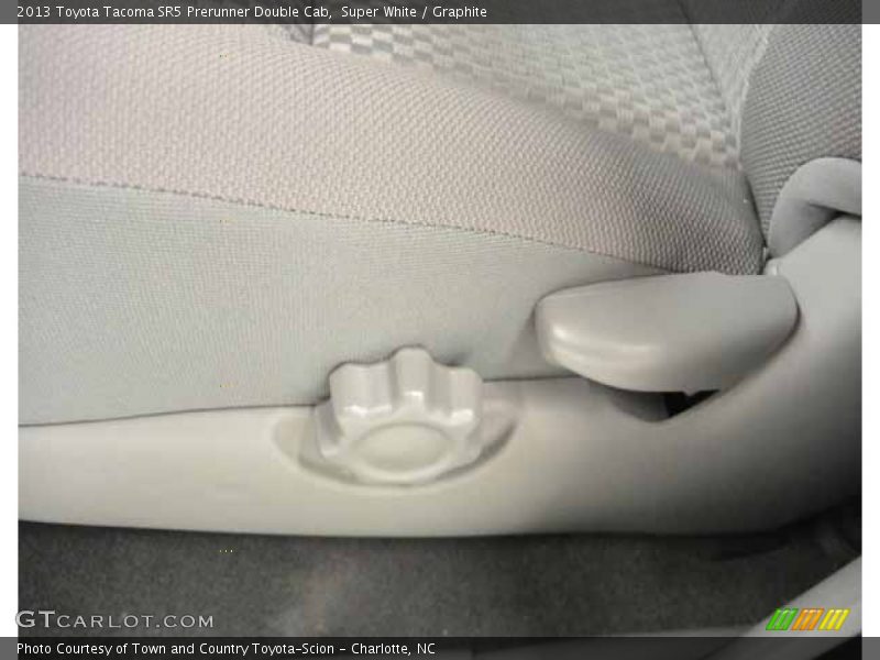 Super White / Graphite 2013 Toyota Tacoma SR5 Prerunner Double Cab