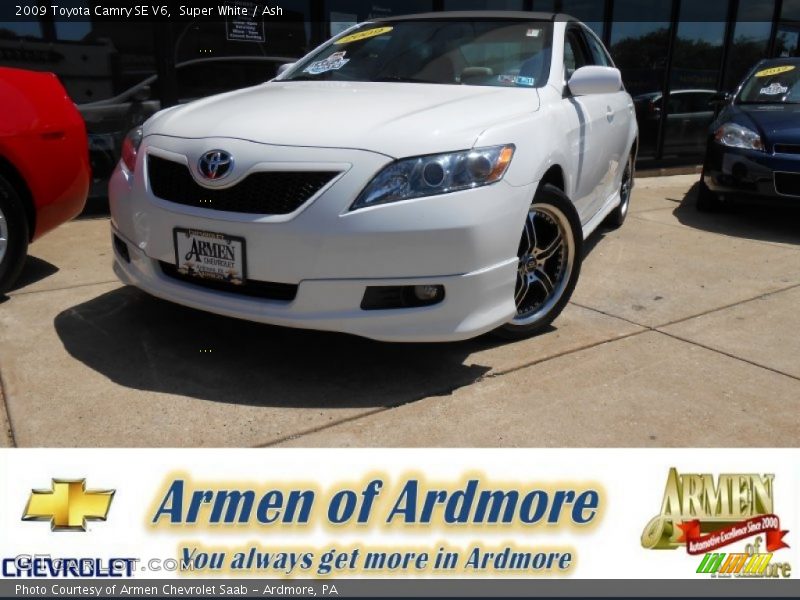 Super White / Ash 2009 Toyota Camry SE V6