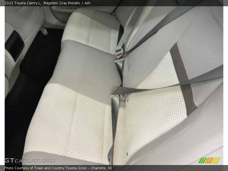 Magnetic Gray Metallic / Ash 2013 Toyota Camry L