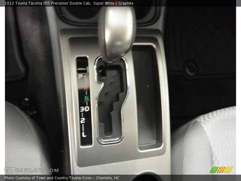 Super White / Graphite 2013 Toyota Tacoma SR5 Prerunner Double Cab