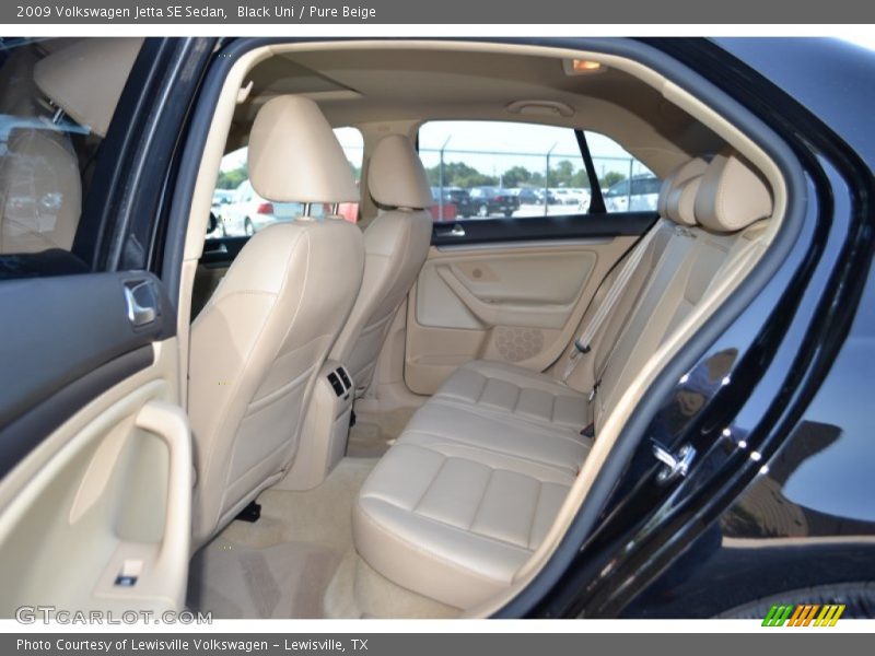 Black Uni / Pure Beige 2009 Volkswagen Jetta SE Sedan