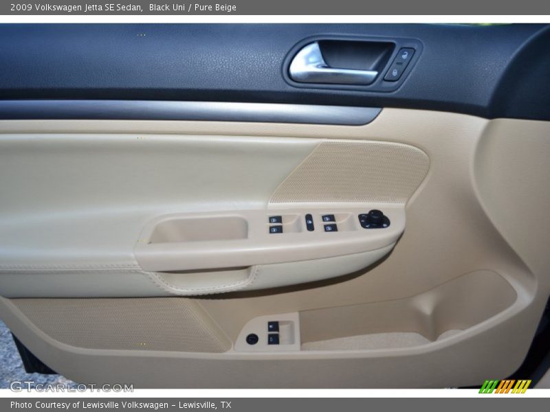 Black Uni / Pure Beige 2009 Volkswagen Jetta SE Sedan