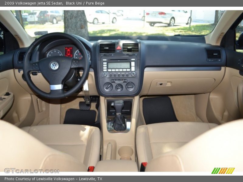 Black Uni / Pure Beige 2009 Volkswagen Jetta SE Sedan