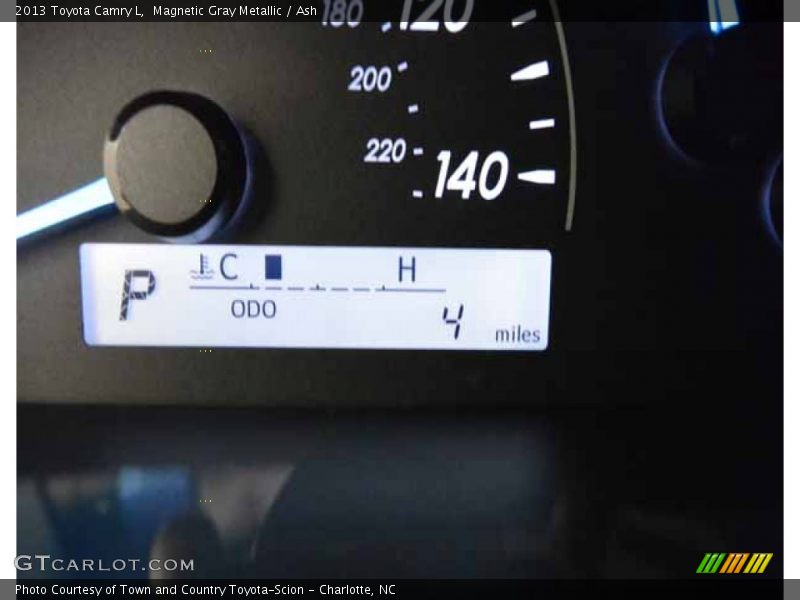 Magnetic Gray Metallic / Ash 2013 Toyota Camry L