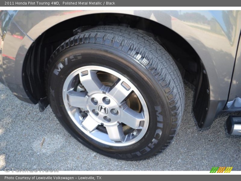 Polished Metal Metallic / Black 2011 Honda Pilot Touring 4WD
