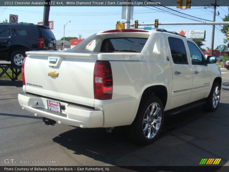 White Diamond Tricoat / Dark Cashmere/Light Cashmere 2013 Chevrolet Avalanche LTZ 4x4