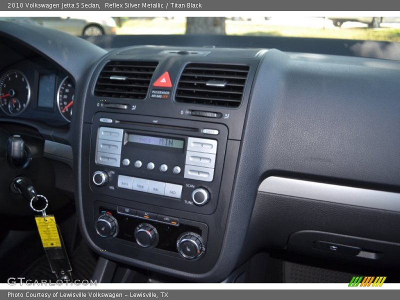 Reflex Silver Metallic / Titan Black 2010 Volkswagen Jetta S Sedan