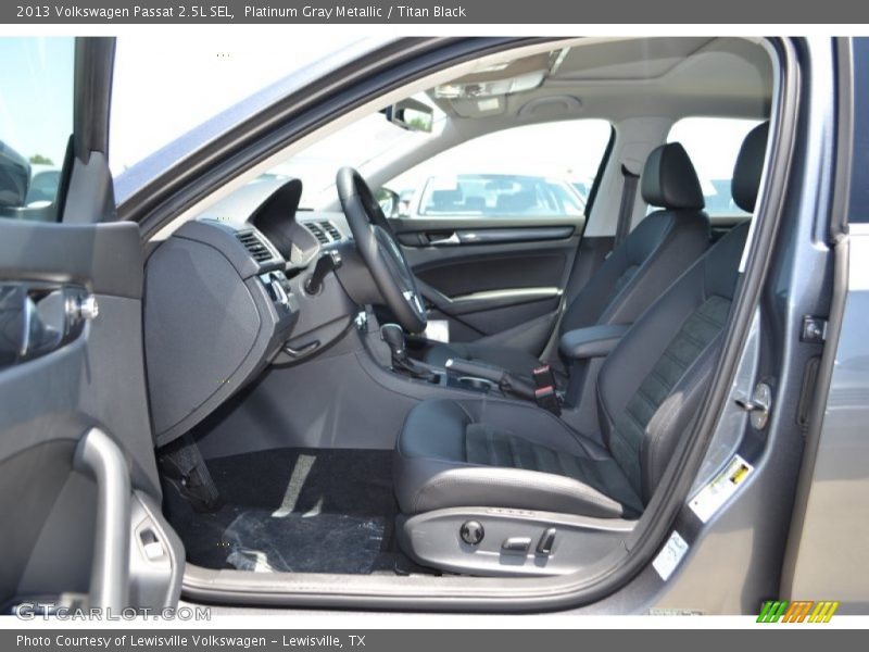 Platinum Gray Metallic / Titan Black 2013 Volkswagen Passat 2.5L SEL