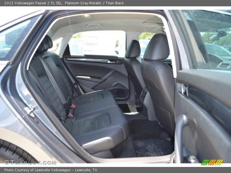 Platinum Gray Metallic / Titan Black 2013 Volkswagen Passat 2.5L SEL