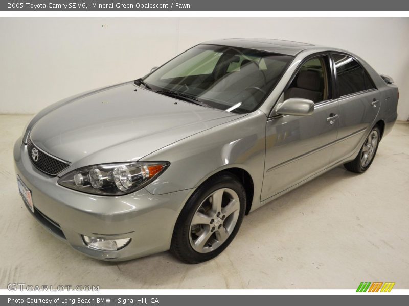 Mineral Green Opalescent / Fawn 2005 Toyota Camry SE V6
