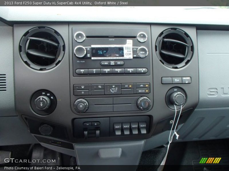 Oxford White / Steel 2013 Ford F250 Super Duty XL SuperCab 4x4 Utility