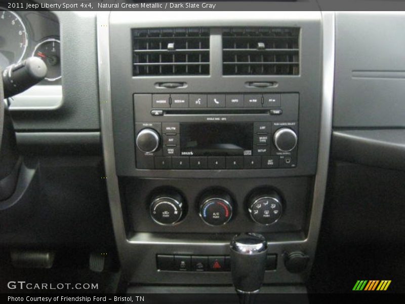 Natural Green Metallic / Dark Slate Gray 2011 Jeep Liberty Sport 4x4