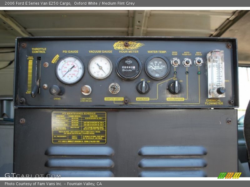 Oxford White / Medium Flint Grey 2006 Ford E Series Van E250 Cargo