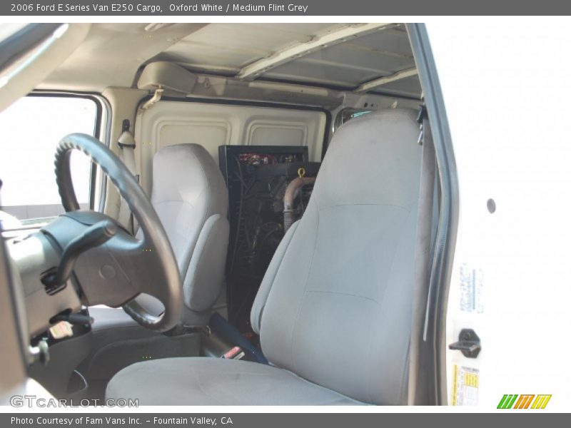 Oxford White / Medium Flint Grey 2006 Ford E Series Van E250 Cargo