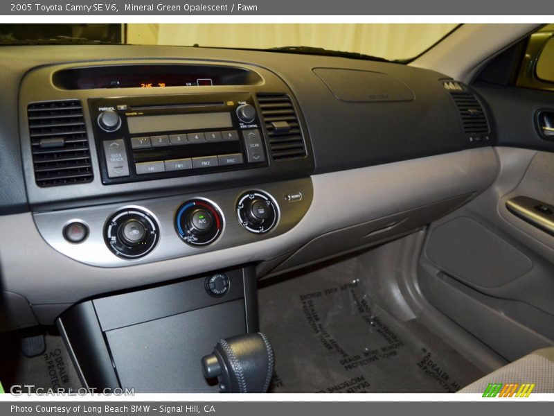Mineral Green Opalescent / Fawn 2005 Toyota Camry SE V6