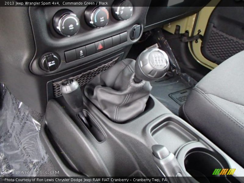Commando Green / Black 2013 Jeep Wrangler Sport 4x4