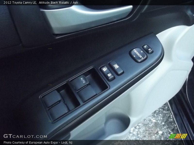 Attitude Black Metallic / Ash 2012 Toyota Camry LE