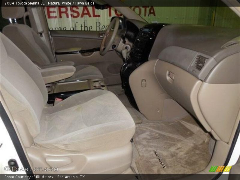 Natural White / Fawn Beige 2004 Toyota Sienna LE