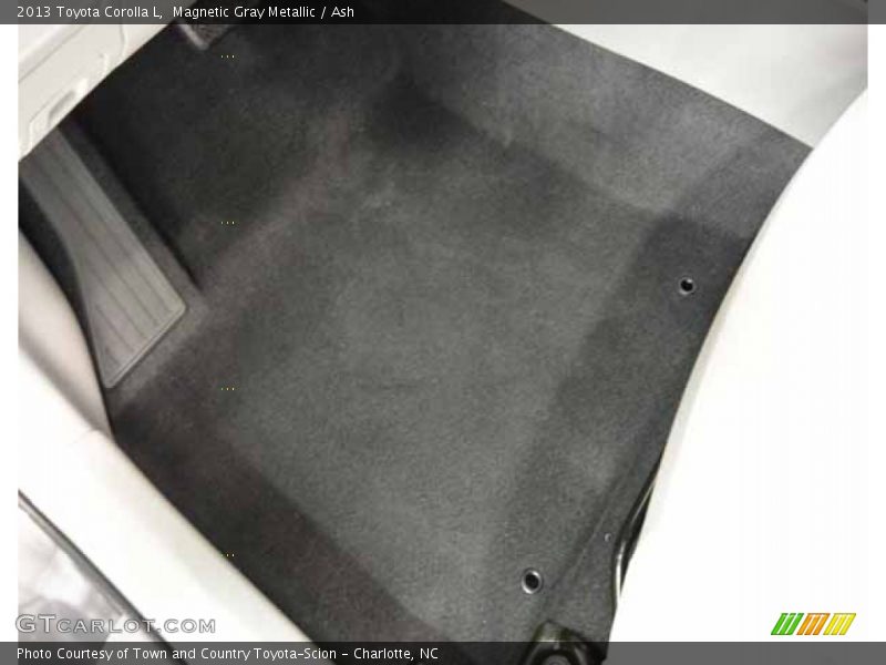 Magnetic Gray Metallic / Ash 2013 Toyota Corolla L