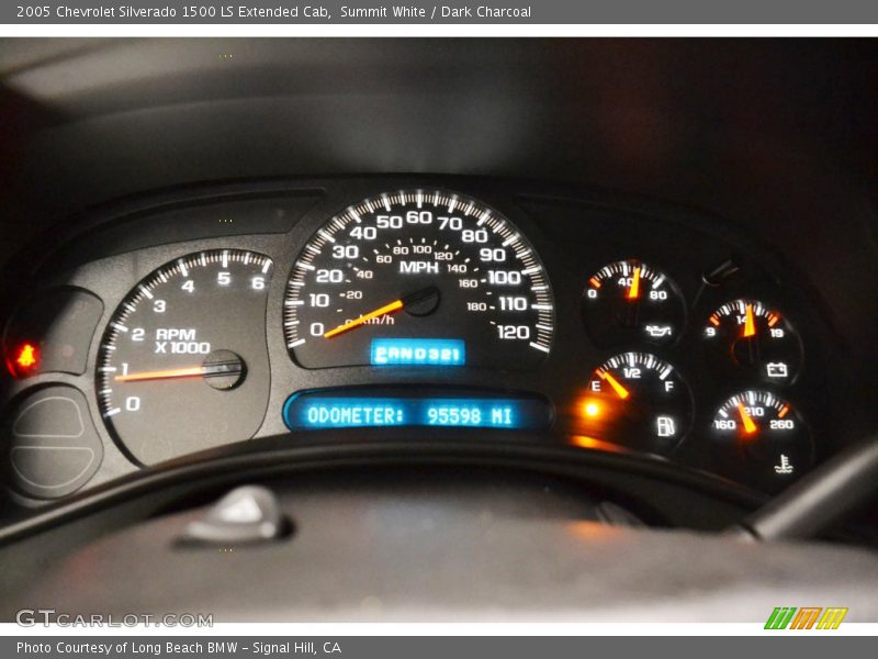 Summit White / Dark Charcoal 2005 Chevrolet Silverado 1500 LS Extended Cab