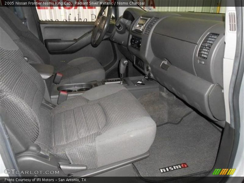 Radiant Silver Metallic / Nismo Charcoal 2005 Nissan Frontier Nismo King Cab