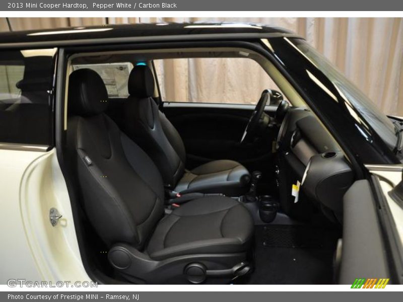 Pepper White / Carbon Black 2013 Mini Cooper Hardtop