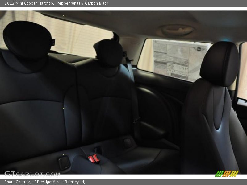 Pepper White / Carbon Black 2013 Mini Cooper Hardtop