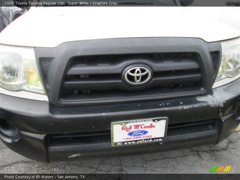 Super White / Graphite Gray 2005 Toyota Tacoma Regular Cab