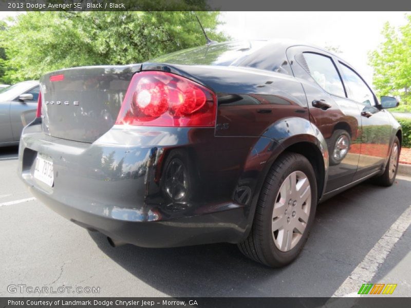 Black / Black 2013 Dodge Avenger SE