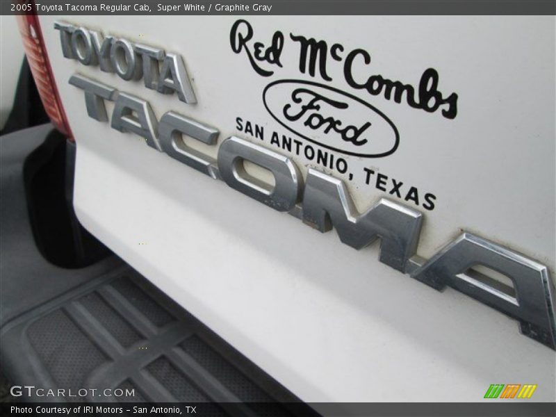 Super White / Graphite Gray 2005 Toyota Tacoma Regular Cab