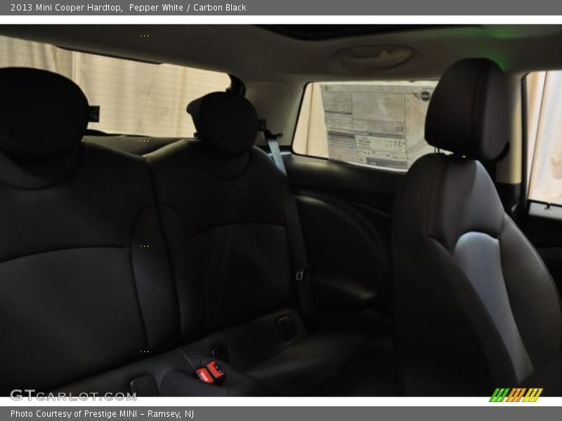 Pepper White / Carbon Black 2013 Mini Cooper Hardtop