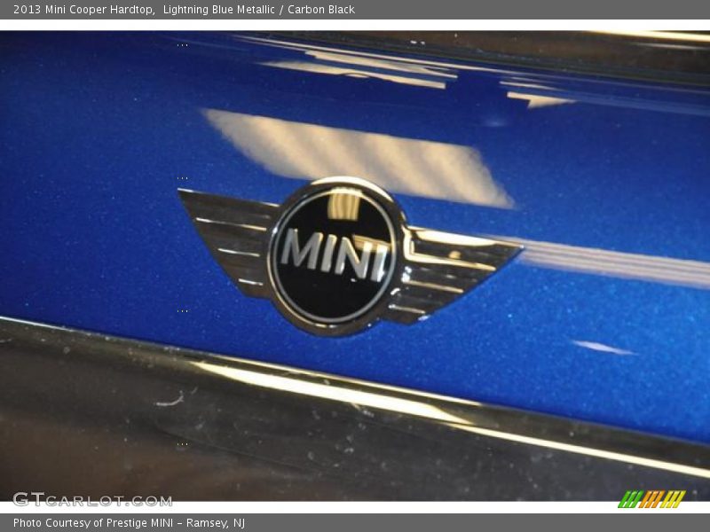Lightning Blue Metallic / Carbon Black 2013 Mini Cooper Hardtop