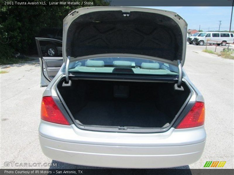 Lunar Mist Metallic / Stone 2001 Toyota Avalon XLS