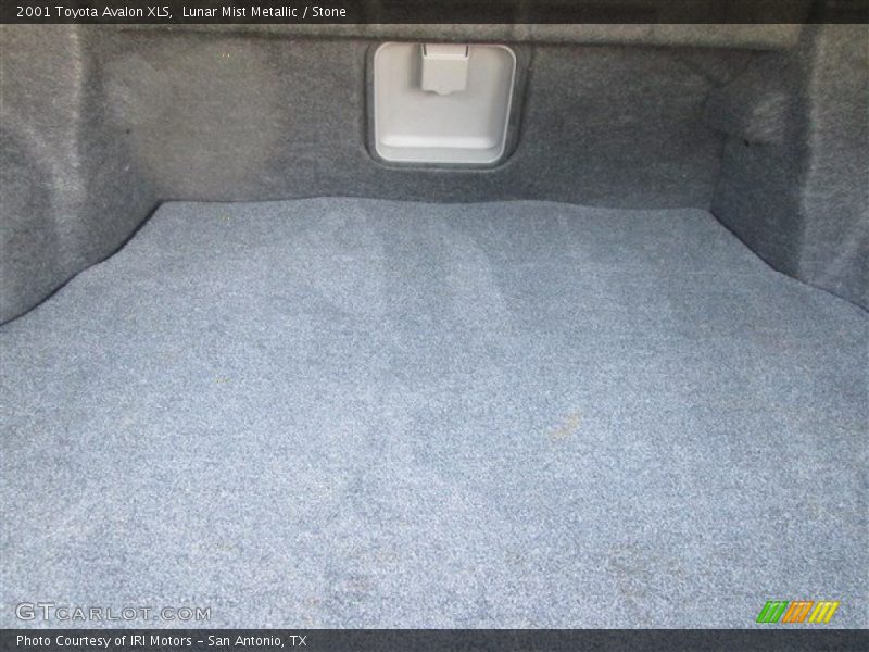 Lunar Mist Metallic / Stone 2001 Toyota Avalon XLS