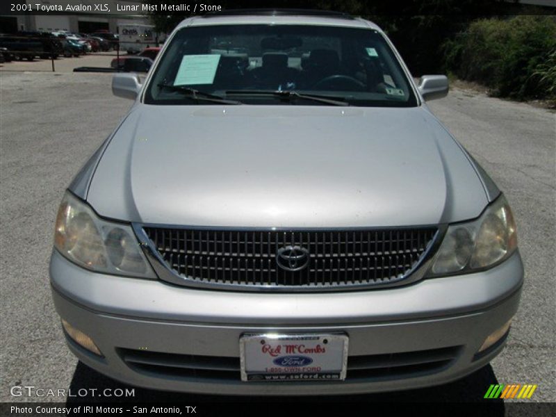 Lunar Mist Metallic / Stone 2001 Toyota Avalon XLS