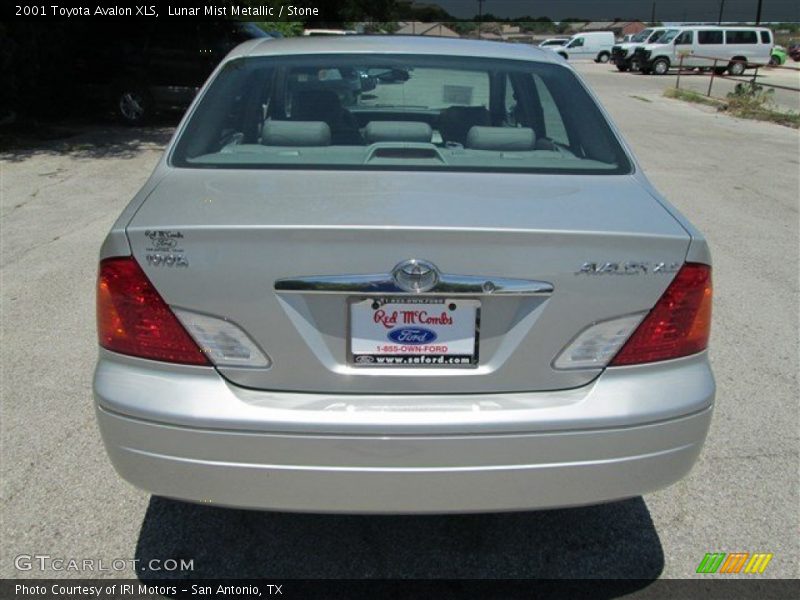 Lunar Mist Metallic / Stone 2001 Toyota Avalon XLS
