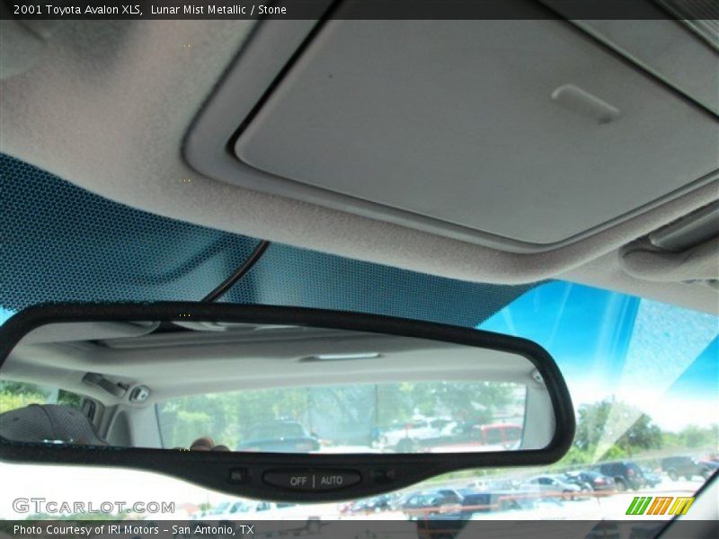 Lunar Mist Metallic / Stone 2001 Toyota Avalon XLS
