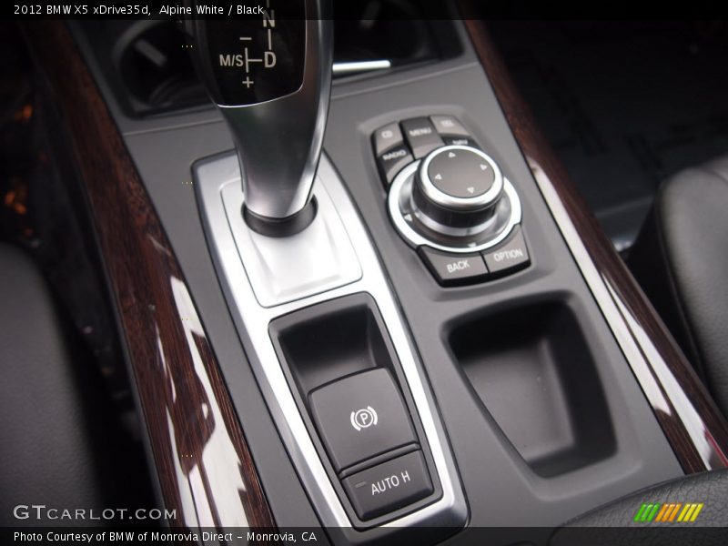 Alpine White / Black 2012 BMW X5 xDrive35d