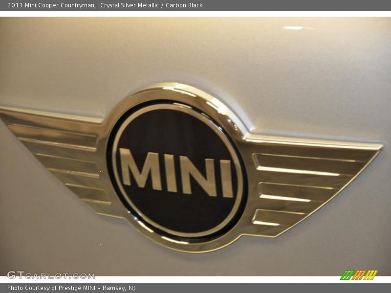 Crystal Silver Metallic / Carbon Black 2013 Mini Cooper Countryman