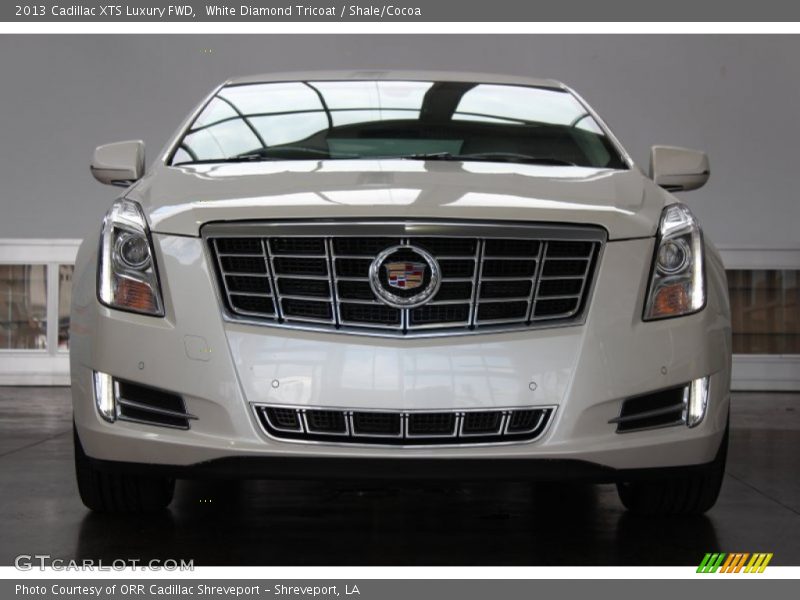  2013 XTS Luxury FWD White Diamond Tricoat