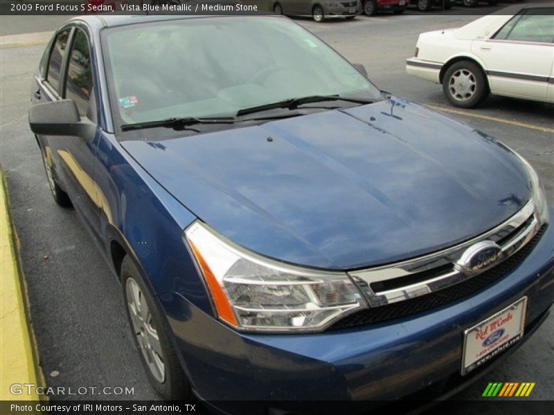 Vista Blue Metallic / Medium Stone 2009 Ford Focus S Sedan