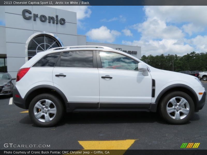 Arctic Ice White / Black 2013 Chevrolet Captiva Sport LS
