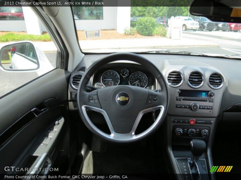 Arctic Ice White / Black 2013 Chevrolet Captiva Sport LS