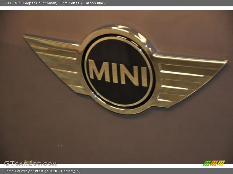 Light Coffee / Carbon Black 2013 Mini Cooper Countryman