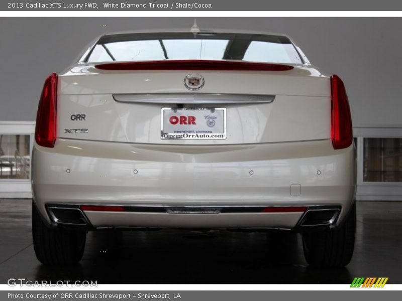 White Diamond Tricoat / Shale/Cocoa 2013 Cadillac XTS Luxury FWD