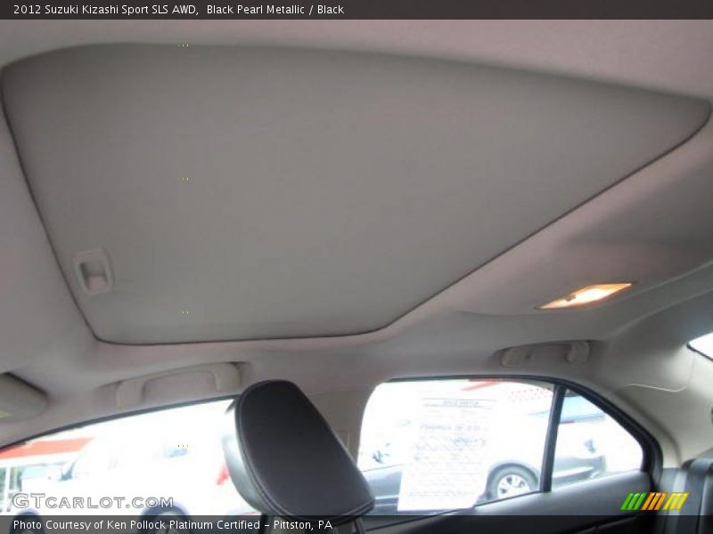 Sunroof of 2012 Kizashi Sport SLS AWD