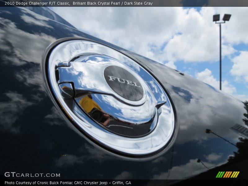 Brilliant Black Crystal Pearl / Dark Slate Gray 2010 Dodge Challenger R/T Classic