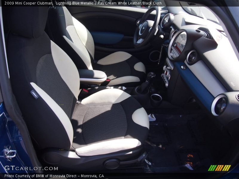 Lightning Blue Metallic / Ray Cream White Leather/Black Cloth 2009 Mini Cooper Clubman