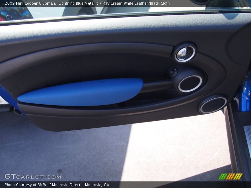 Lightning Blue Metallic / Ray Cream White Leather/Black Cloth 2009 Mini Cooper Clubman